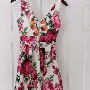 NWT Miss Selfridge Floral Dress 0P